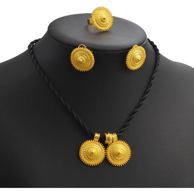 SHEIN 1 Set Of Pendants, Necklaces, Earrings, Rings, Women&#39;s Jewelry Sets, Eritrea Dating Accessories