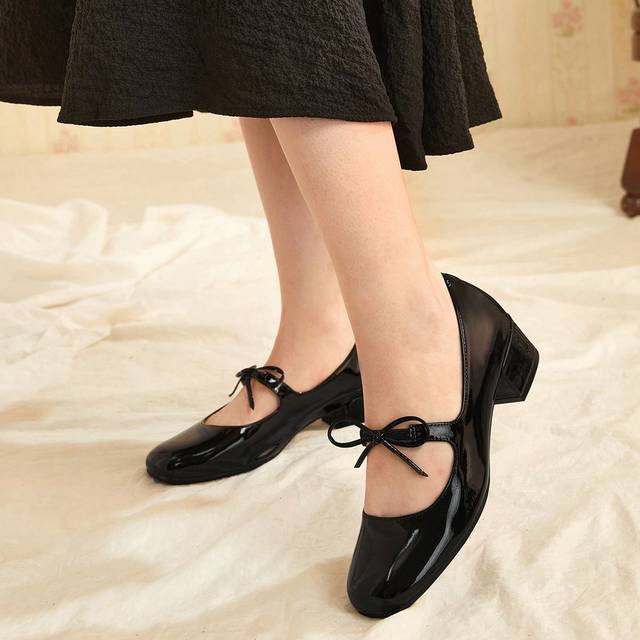 Cuccoo Women Bow Decor Square Toe Chunky Heeled Pumps, Elegant Black Mary Jane Pumps For Summer Graduation Heels Prom Heels Spring Shoes Spring Break Easter