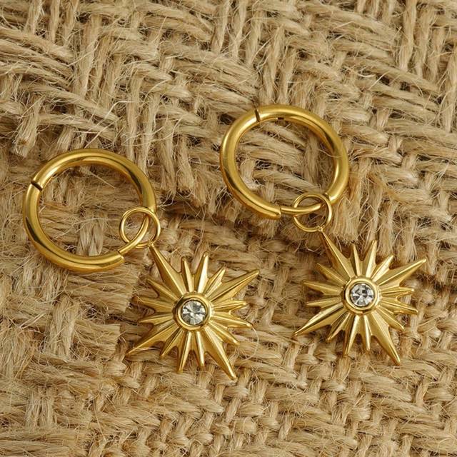SHEIN Stainless Steel European & American Fashion Rhinestone Octagon Star Drop Earrings, Titanium 18K Gold Hoop Earrings For Women