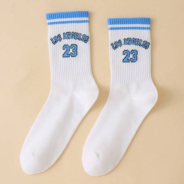 SHEIN 1pair Women Striped & Letter Graphic Casual Crew Socks For Daily Life
