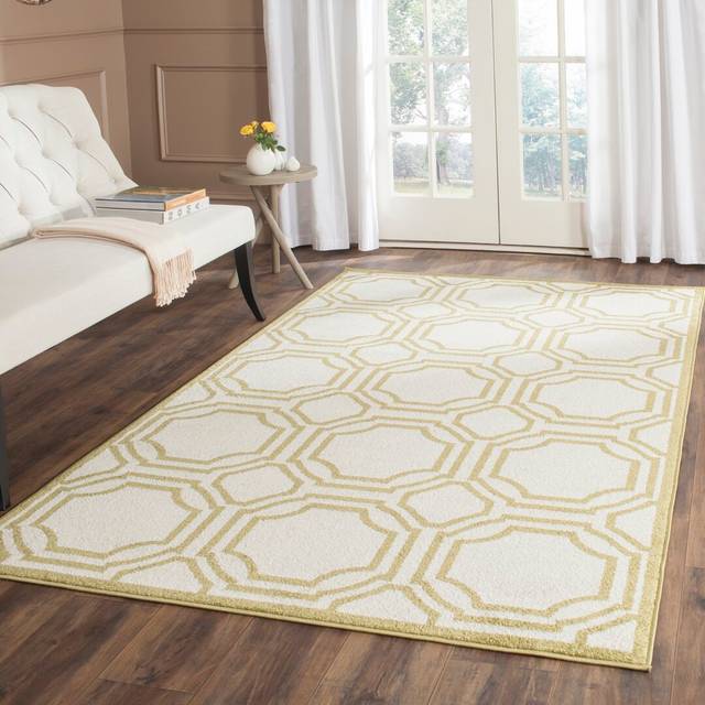 Solander Hooked Ivory/Light Green Indoor/Outdoor Rug (Rectangle 120 x 180cm)