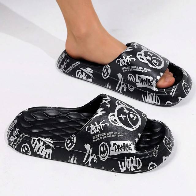 SHEIN Men&#39;s Thick Bottom Slippers, Summer, Fashionable, Indoor, Thickened, Soft Bottom, Bathing, Anti-Slip, Home, Outdoor, Tourism, Printed With Graffiti De