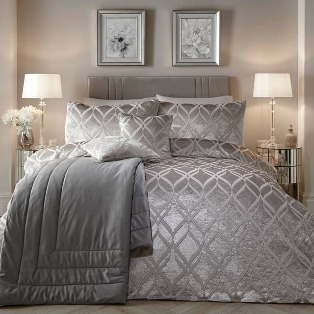 Soiree Polyester Duvet Set Silver Super King - 2 Standard Pillowcases