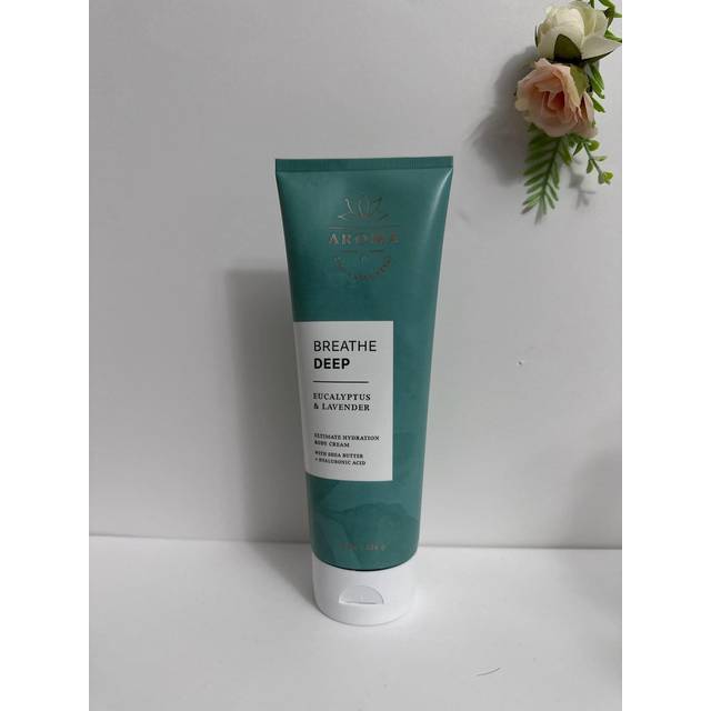 Bath and Body Works Eucalyptus and Lavender Aromatherapy Moisturizing Body Cream  8oz