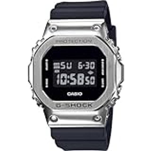 G-shock gm-5600u-1er metal covered digital multi-function wristwatch