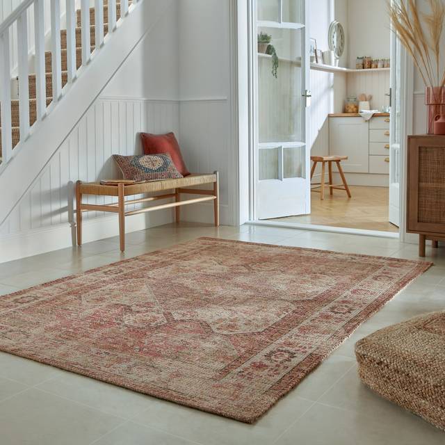 Dua Jute Traditional Rug - Red