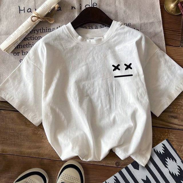 SHEIN Young Boy Casual Minimalist Graphic Short Sleeve Crew Neck T-Shirt, Cotton, Suitable For Summer