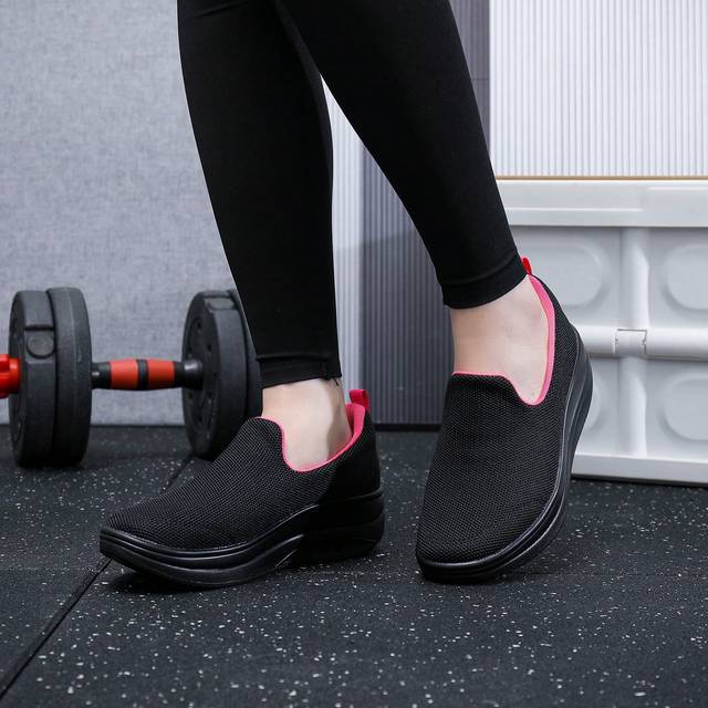 Löparskor Dam lättviktssportskor Andningsbara tränare Löparskor Utomhusskor Street Löparskor Bekväma Fritidsskor Mesh - Svart och rosa (EUR37,EUR38,EUR39,EUR40,EUR41,EUR42)
