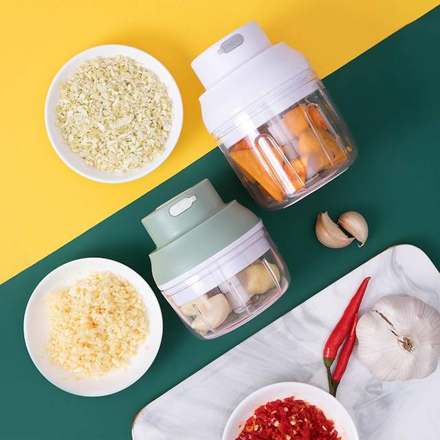 Mini Electric Garlic Chopper Multi-function Food Chopper USB Charging Wireless Garlic Grinder 250mL green
