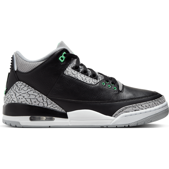 Shops jordan 3 black retro