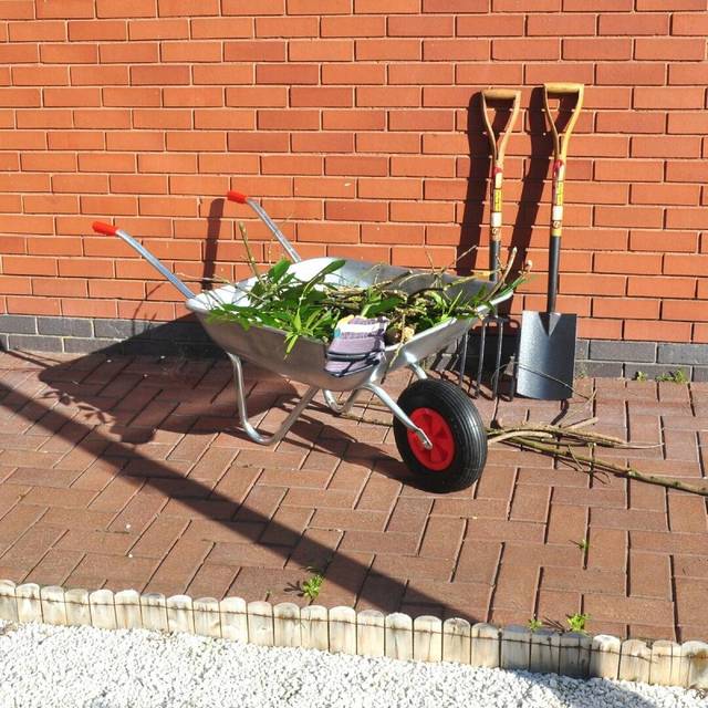 59cm H x 130cm W x 60cm D 80kg Garden Wheelbarrow Hand Truck Trolley - Sliver (59cm H X 130cm W X 60cm D)