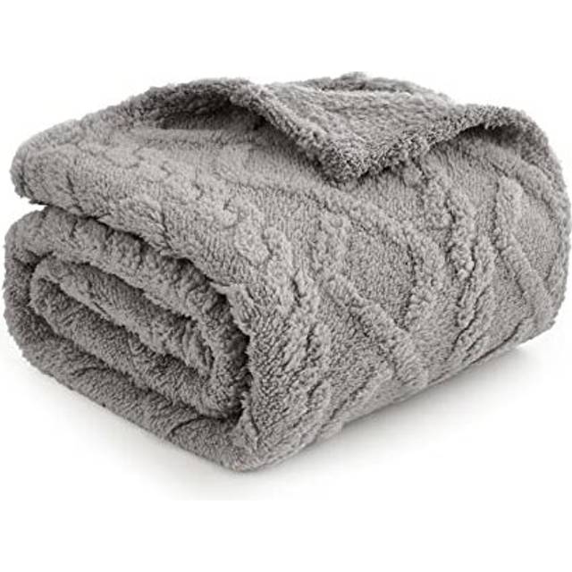 Pet Dog Blanket 70x100 cm Fluffy Fleece Fabric Soft and Cute Warm Bed Cover Blanket Throw Washable Sleep Mat for Dogs Cats Guinea Pig Anaimals Medium