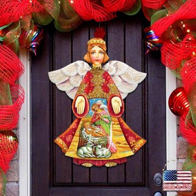 Designocracy Christmas Decorations - Home Garden Outdoor Indoor Wall Door Decorations - Nativity Mary and Joseph Angel Door Hanger