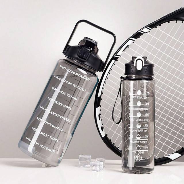1 st. 750ml Stor PC Vattenflaska , Idrott Och Fitness Bärbar Halmkopp , Lämplig För Hem Och Utomhusresor - Svart (2000ml,750ml)