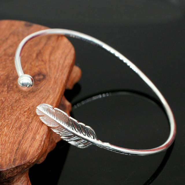 (Angel Feather) 925 Sterling Silver Ladies Round Beaded Feather Bracelet Angel Bangle Jewellery