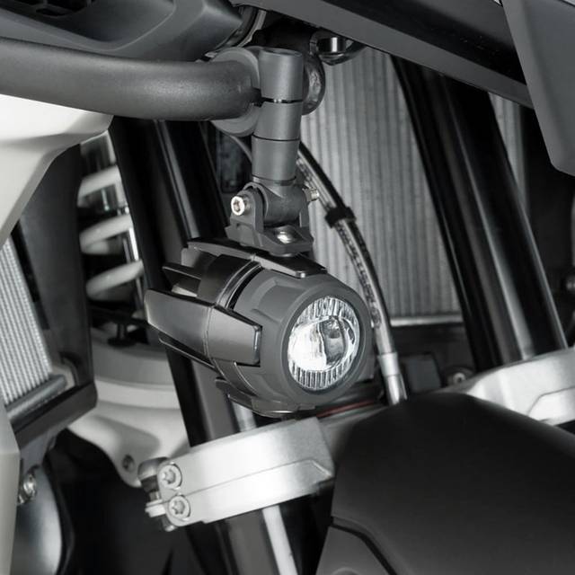 Zusatzscheinwerfer passend für Triumph Street Triple RS 17-19 Aluminium-Anti-Fog-LED Leuchten 3489N schwarz Puig