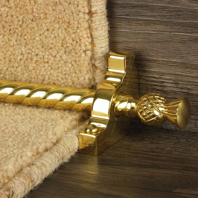 Country Brass Finish Arran Spiral Stair Carpet Runner Rods - Rod Length: 81cm (2ft 8in approx.) - Rod Diameter: 1/2&quot; (12mm) Rod Length: Rod Lengt