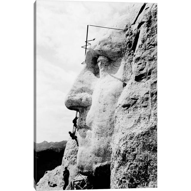 Construction of George Washington&#39;s Face on Mount Rushmore, 1932 - Wrapped Canvas Photograph (45.72cm H x 30.48cm W x 1.905cm D)
