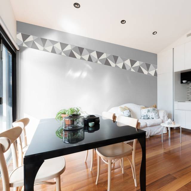Apex Self Adhesive Wallpaper Border - Silver