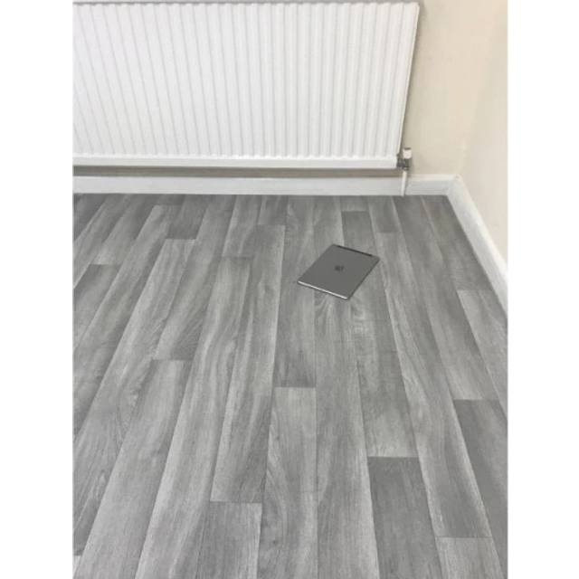 (9m, 4m) Grey Oak Vinyl Roll Flooring - 2m and 4m
