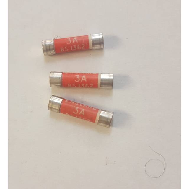 3A 3 Amp Fuse Domestic Cartridge Plug Household Mains Fuses 4pcs