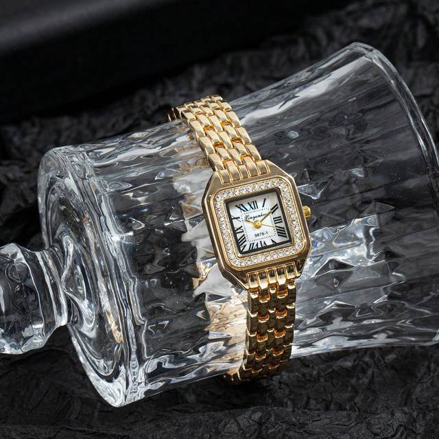 SHEIN Korean Style Square Shaped Women&#39;s Steel Band Wrist Watch With Rhinestone Decor, White Dial, Minimalist Design, Casual Bracelet Quartz Watch As A Gift