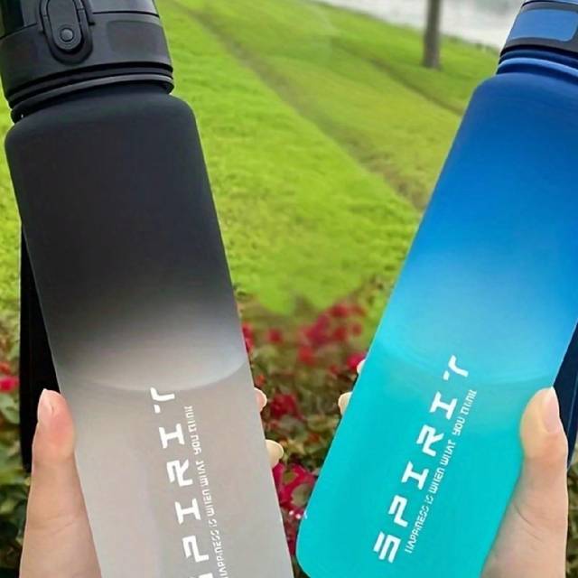 SHEIN 1pc 1000ml Black Highly Attractive Gradient Color Water Cup, Large-Capacity Plastic Portable Water Cup, Suitable For Outdoor Sports, Fitness, Camping