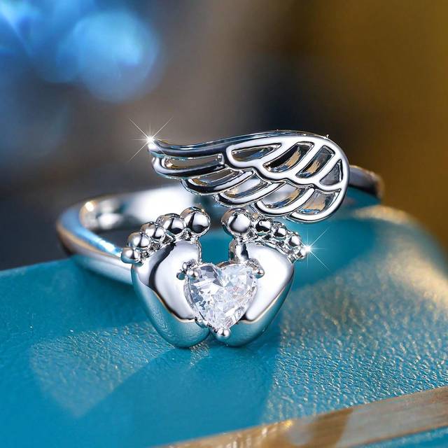 Vanel 1 Pc Heart Footprint Open Ring Love Zirconia Angel Wings Adjustable Size Ring Ladies Stylish Creative Design Jewelry