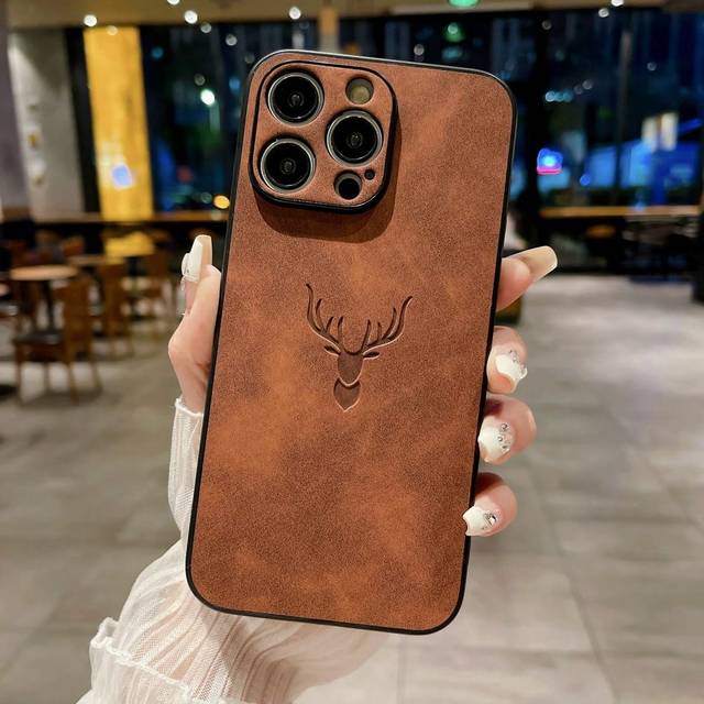 1st läder Deer Head Telefonfodral Kompatibel med 11 12 13 14 15 16 Pro Max, Galaxy Note 20, S22 S23 S24 S25 Ultra, A12 A13 A14 A15 A23 A24 A33 A34 A35 - mörkbrun (Multi-size)