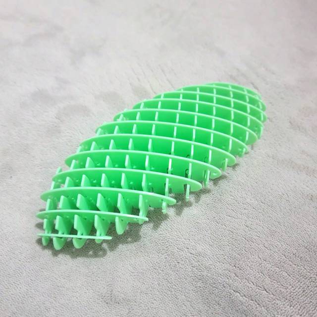 SHEIN 1pc Design Fidget Gadget Magic Worm 3D Print Anti-Stress Deformation Of The Retractable Mesh ADHD Stress Relief Elastic Toy For Adult,Flesh Toy,Sensor