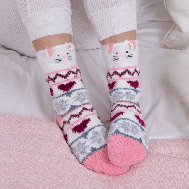 Totes Ladies Cat Super Soft Novelty Slipper Socks - White Multi