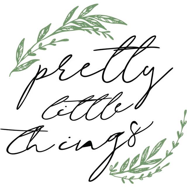 Pretty Little Things 2 (81cm H x 122cm W x 3.8cm D)