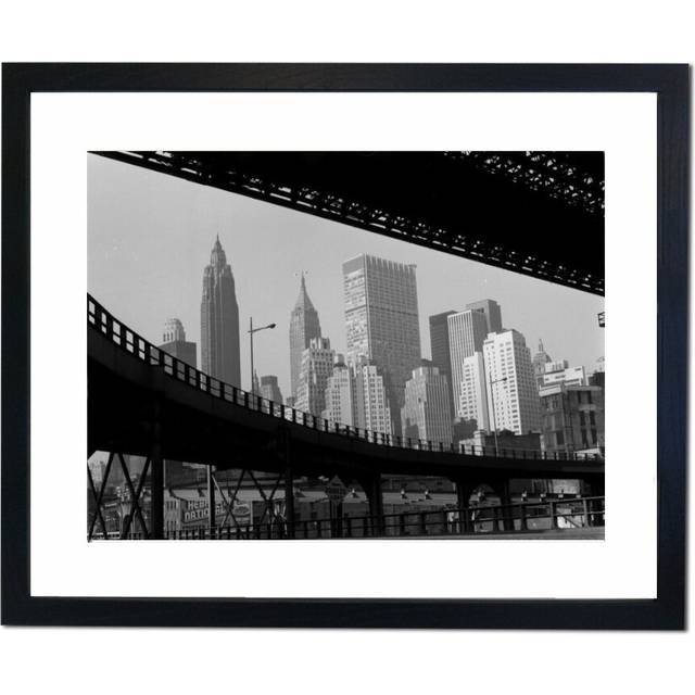 Manhattan Brooklyn `Bridge Framed Photographic Print (40cm H X 50cm W)