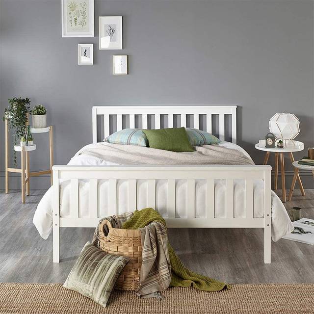 Alienna White Shaker Bed Frame, White Highlights, Small Double (31cm H X 18cm W X 132cm L)