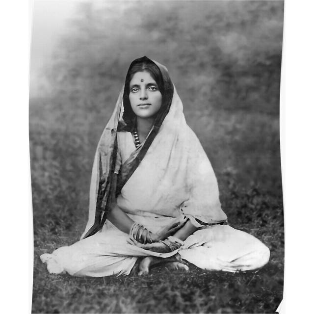 Posters Sri Anandamayi Ma, Easy Lotus Posture 16x20 inch or 20x20 inch Wall Art Soccer Print