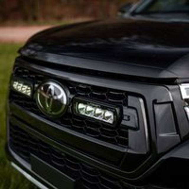 Extraljuspaket Toyota Hilux Invincible X (2018+), 2 x Lazer ST4 Evolution