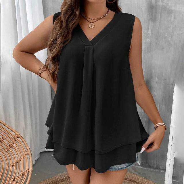 SHEIN Plus Size Solid Color V-Neck Leisure Sleeveless Tank Top