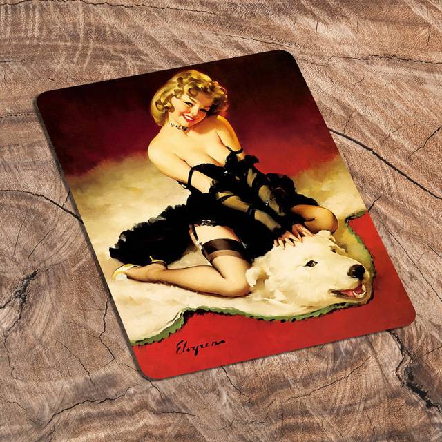 Pin up Bear Skin Rug Metal Wall Décor - Black;Brown (25cm H X 20cm W)