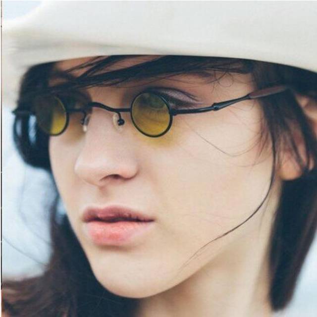 (Gold Black) 2019 New Fashion Gothic Steampunk Tiny Round Sunglasses Women Men Brand Design Small Frame Vintage Sun Glasses UV400
