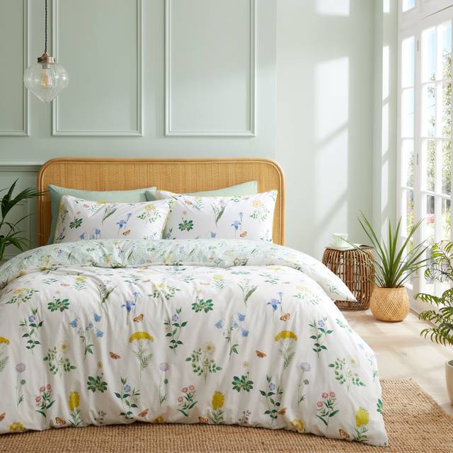 'Botanical Cottage Garden' 200 Thread Count Cotton Duvet Cover Set - White - Double