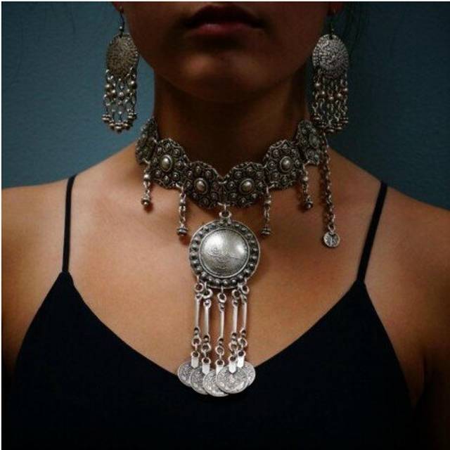 Ethnic Gypsy Boho Jewelry Vintage Silver Metal Coin Bib Tassels Long Carved Flower Coins Necklace For Women Turkish Statement