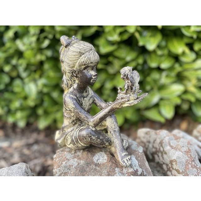 Marco Paul Sitting Girl With Fairy - Multi - 23.5 x 20 x 10cm