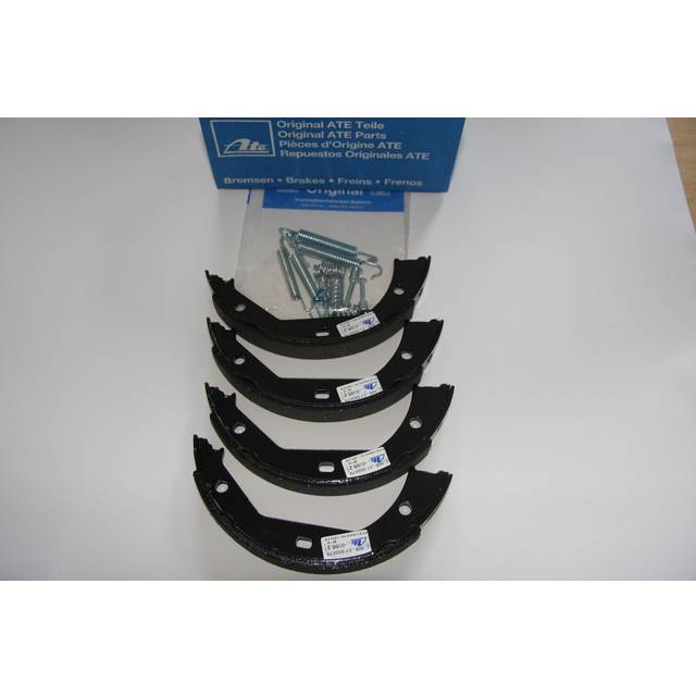 Bromsbackar sats parkeringsbroms 03013740042 ATE