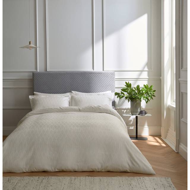 Bedeck of Belfast Fine Linens Ravello Cover Set King Size Chalk