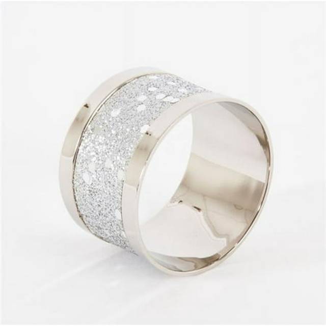 SARO  Sparkling Design Napkin Ring  Silver - Set of 4