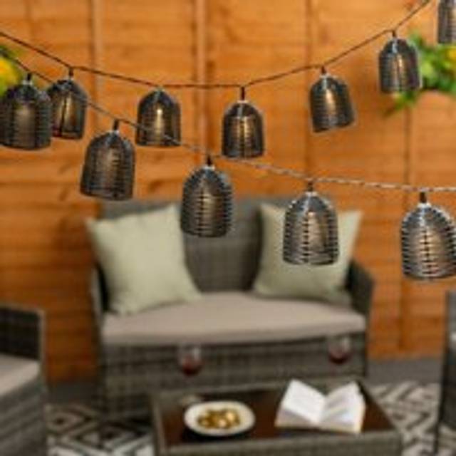 ValueLight Set of 20 Black Lobster Pot Outdoor Solar String Light - ValueLights - 185 x 5.5 x 7.5cm