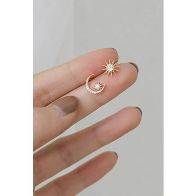 Elk & Bloom Sterling Silver Star And Crescent Moon Earrings - One Size