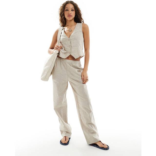 Monki – Beige linnebyxor, exklusivt hos ASOS-Naturlig