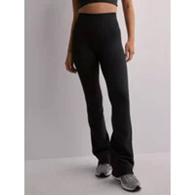 Aim'n - Träningstights Shape Seamless Flare Tights - Svart