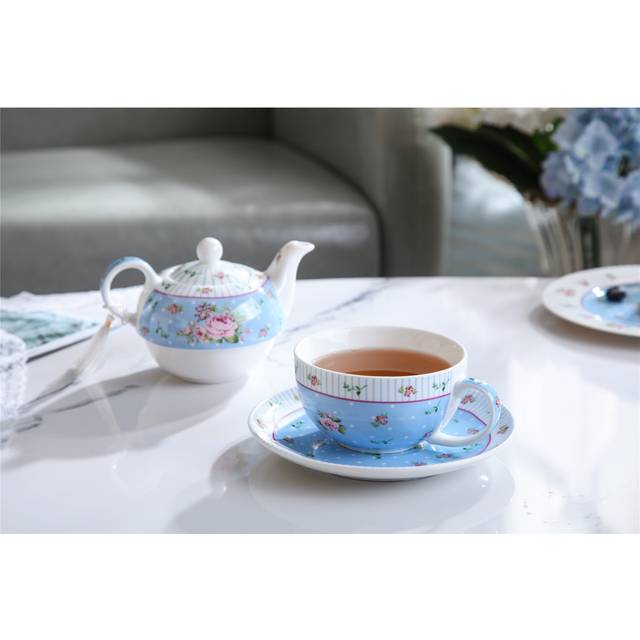 Flora Rose Bone China Teacup & Saucer - Pink (220ml)